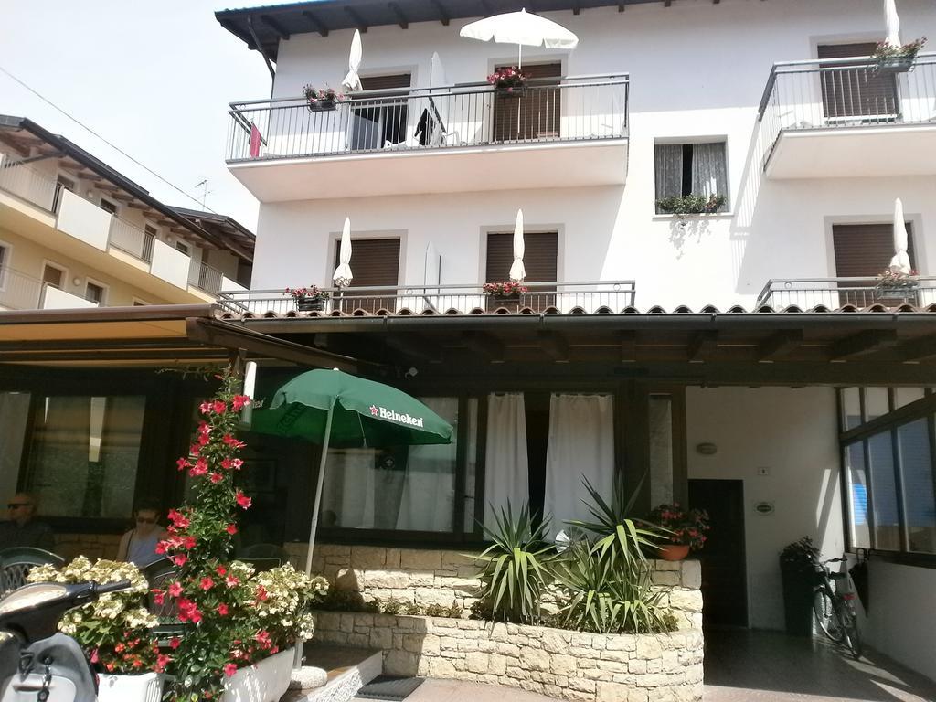 Albergo Al Pescatore Brenzone sul Garda Dış mekan fotoğraf